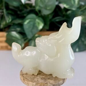 Chinese White Jade Figurine Carved Mythical Beast Auspicious Animal Statue 2.8"